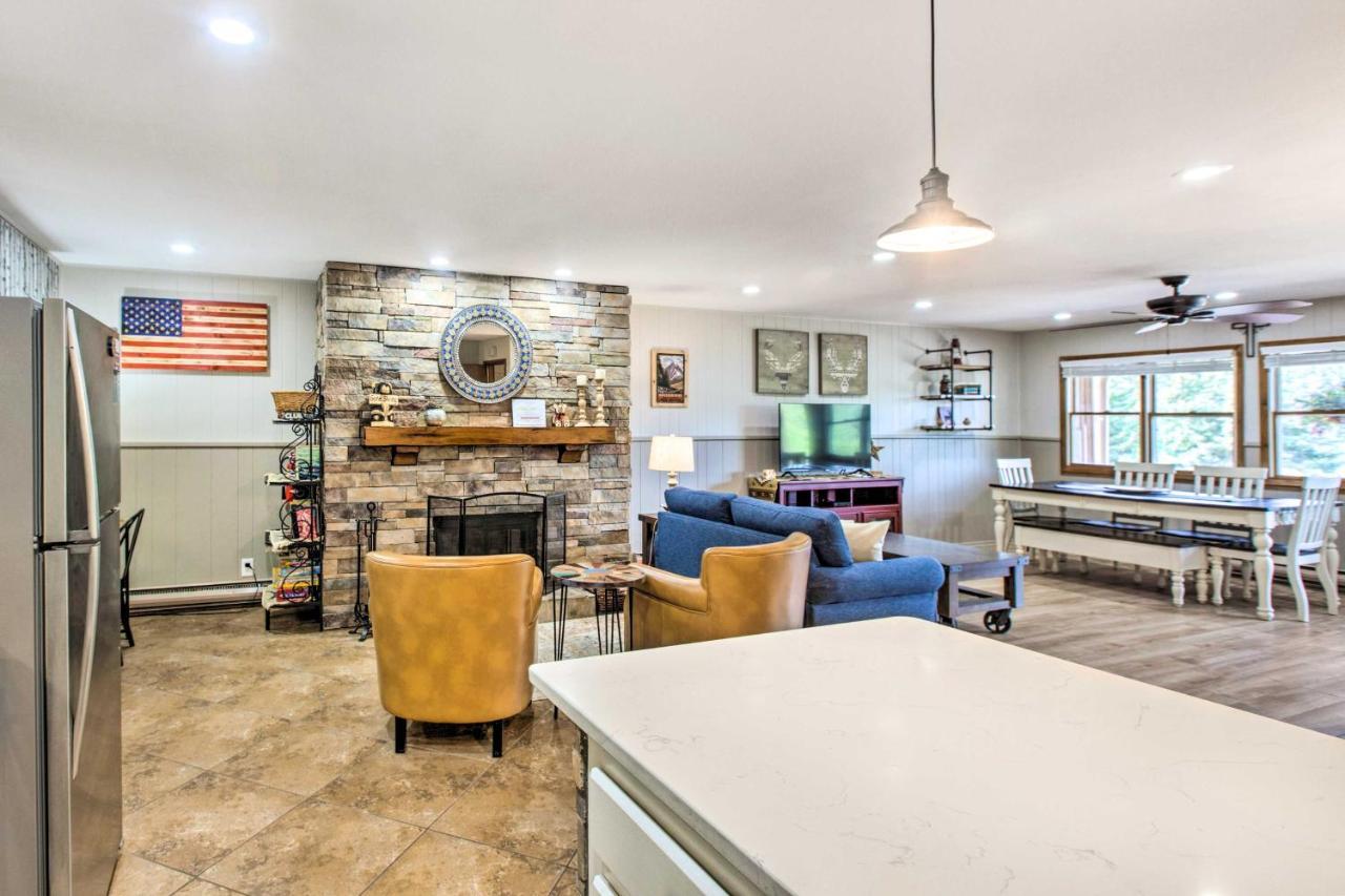 Main St Red River Ski Condo With Mountain View! Esterno foto
