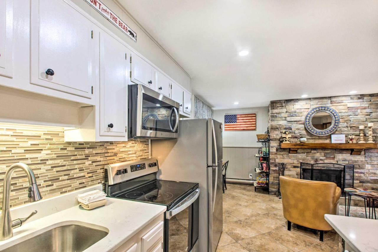 Main St Red River Ski Condo With Mountain View! Esterno foto