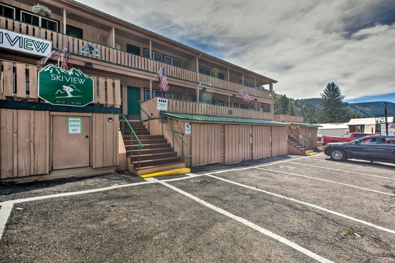 Main St Red River Ski Condo With Mountain View! Esterno foto